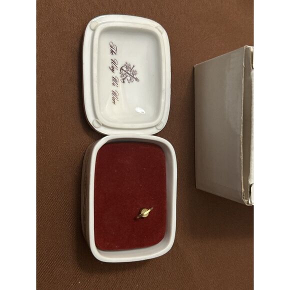 Heritage House Music Box Trinket The Way We Were Song Vintage Ceramic Butterfly - Picture 4 of 6